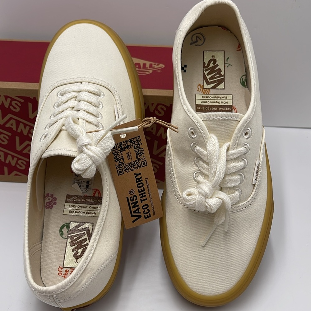 Vans WMNS Authentic
Eco Theory In Our Hands White 
VN0A5KRDTBD
Sneakers - Picture 12 of 16